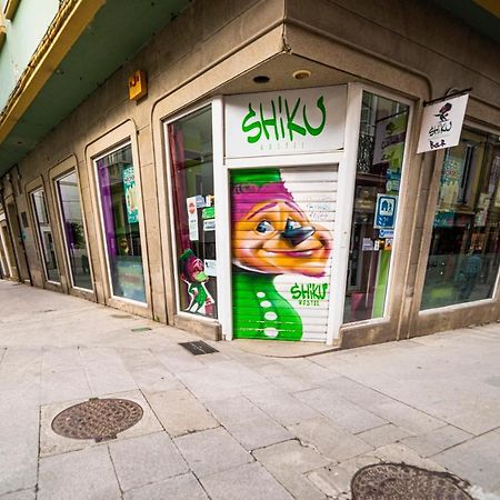 Shiku Hostel Lugo Exterior photo
